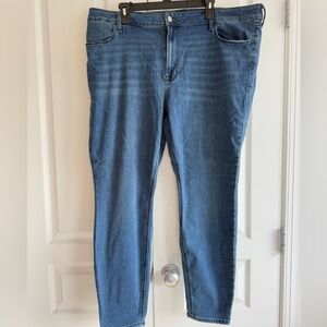 Old navy high-rise super skinny 22